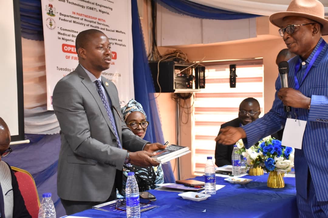 5e8c1b84-6400-41ac-9319-729959beeeee