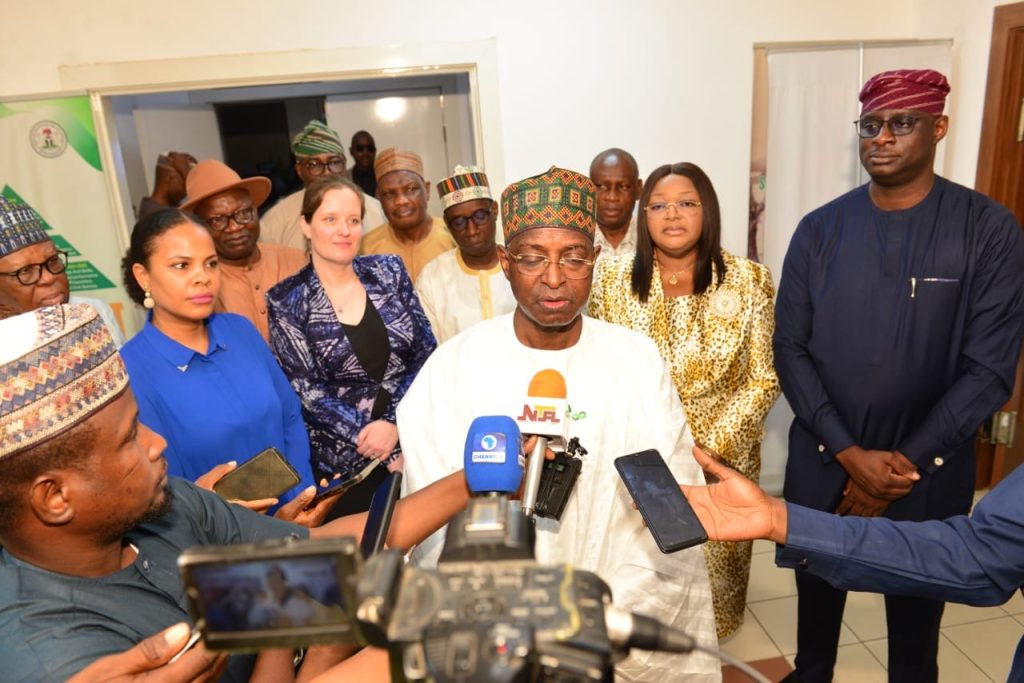 7c88696b-8db3-4691-b978-204da8ad9da7