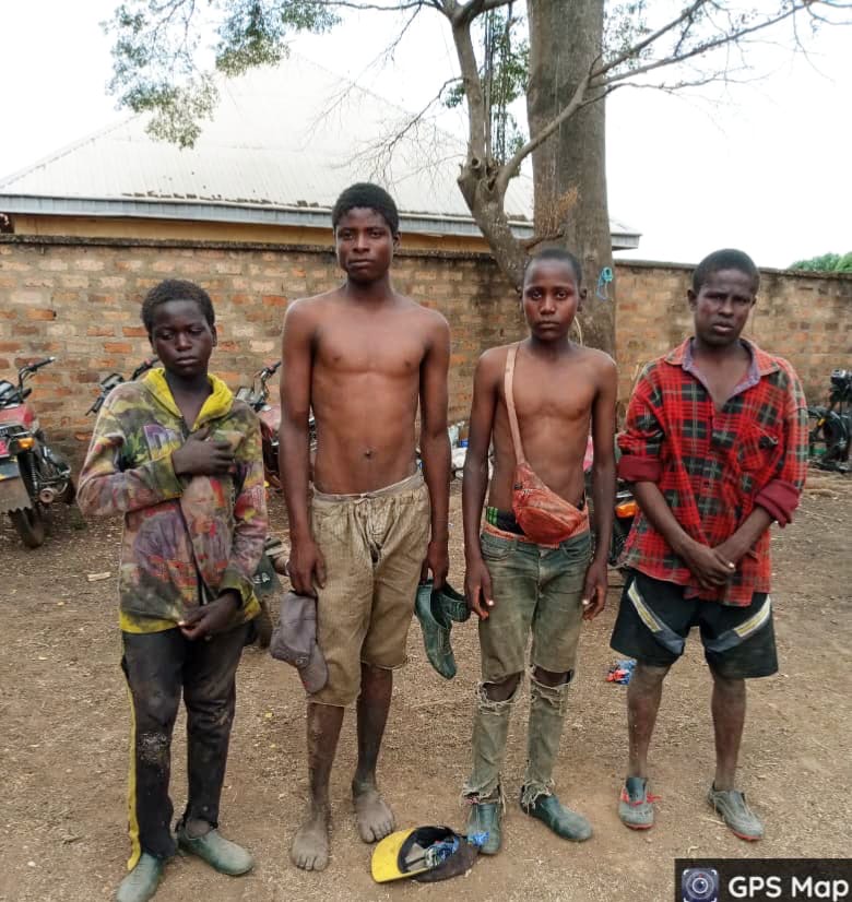 f472855a-0d6f-4f14-b2fb-3ac5974954d1