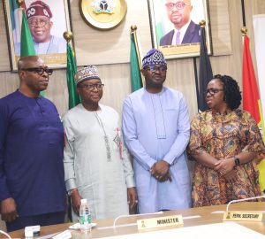 0dcc06aa-ff83-4e3c-867c-766d6f75e69b