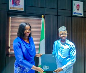 71dc5d79-fb59-48da-8780-1e684cf3bad7