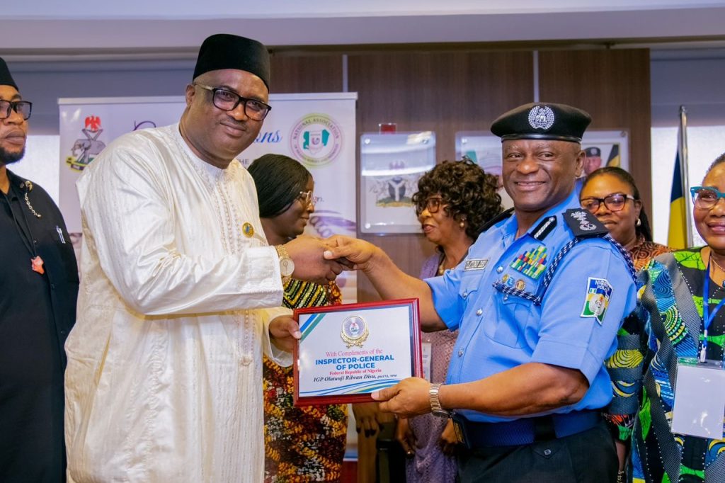 c562e7bc-c76c-42d7-b11f-b6e176cfd1e8